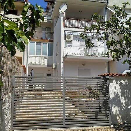 Apartment Natalia Pula Exterior photo